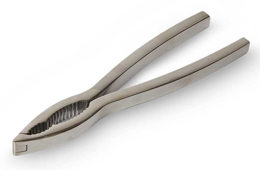 Rompe nuez 15cms acero inoxidable